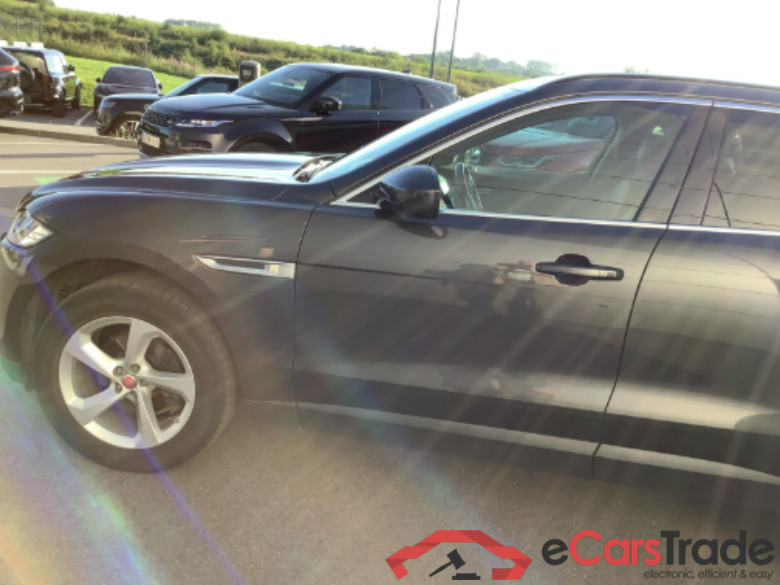 JAGUAR F-PACE 2.0 D 132kW 4x4 Aut. Prestige #5