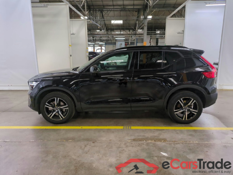 VOLVO XC40 / 2022 / 5P / SUV B4 197 DCT 7 Plus #2