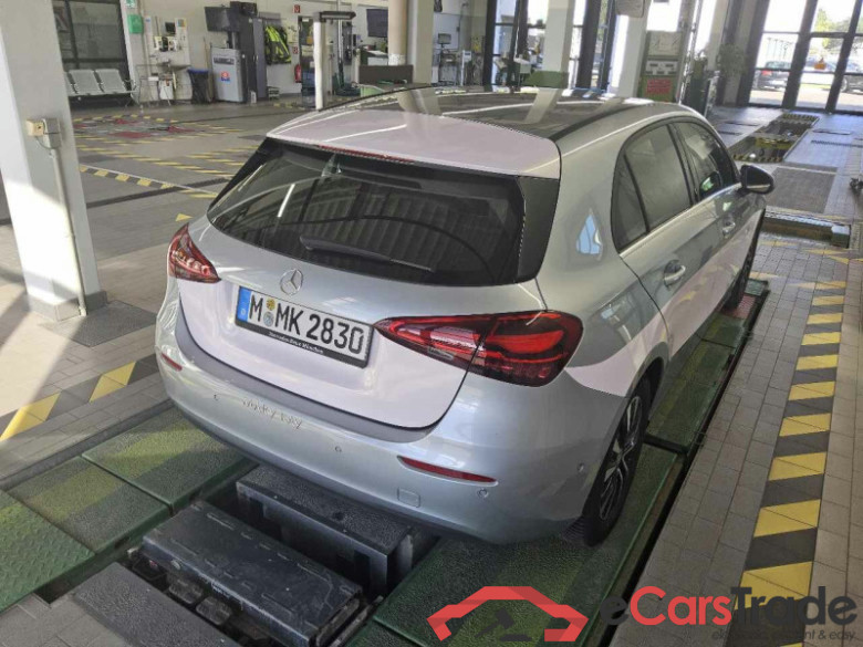 Mercedes-Benz A-Class - LimS5 A 180 d EU6d, (Facelift) 2022 - 2024 A 180 D #3