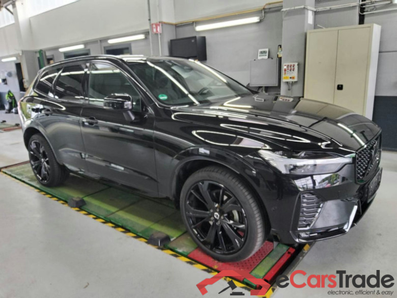 Volvo XC60 (03.2017->) DE - SUV5 B5 (Benzin) AWD EU6d, Plus Black Edition Mild-Hybrid, (Facelift) 2023 #2