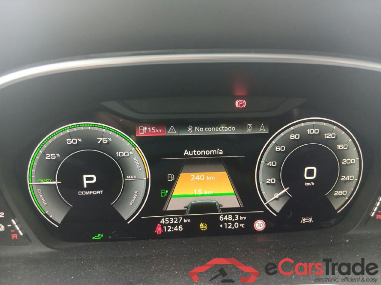 AUDI Q3 / 2018 / 5P / todoterreno 45 TFSI e 180kW S tronic Advanced #4
