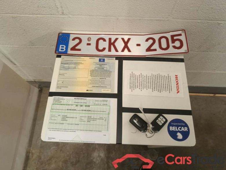 Honda CR-V 2.0 i-MMD 4WD CVT Executive 5d #4