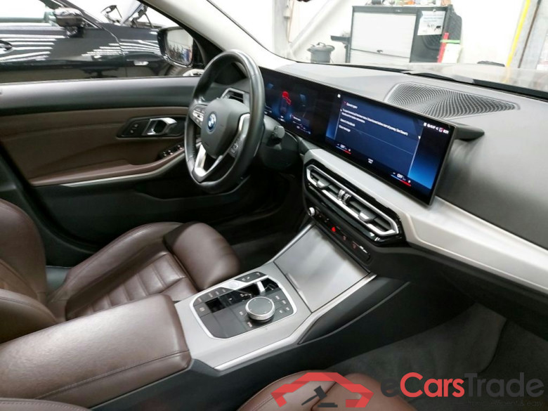 BMW - BMW 3 TOURING 320e 204PK With Vernasca Heated Electric Sport Seats & Active Cruise & Driving Assistant Pack & Parking Assistant Pack  * HYBRID * #3