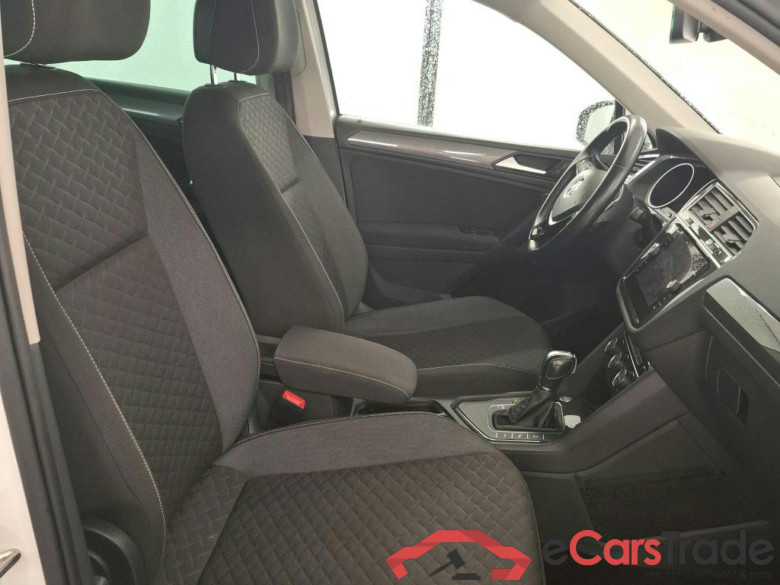 VOLKSWAGEN Tiguan 5p SUV 1 5 TSI 150 EVO DSG7 Connect #6