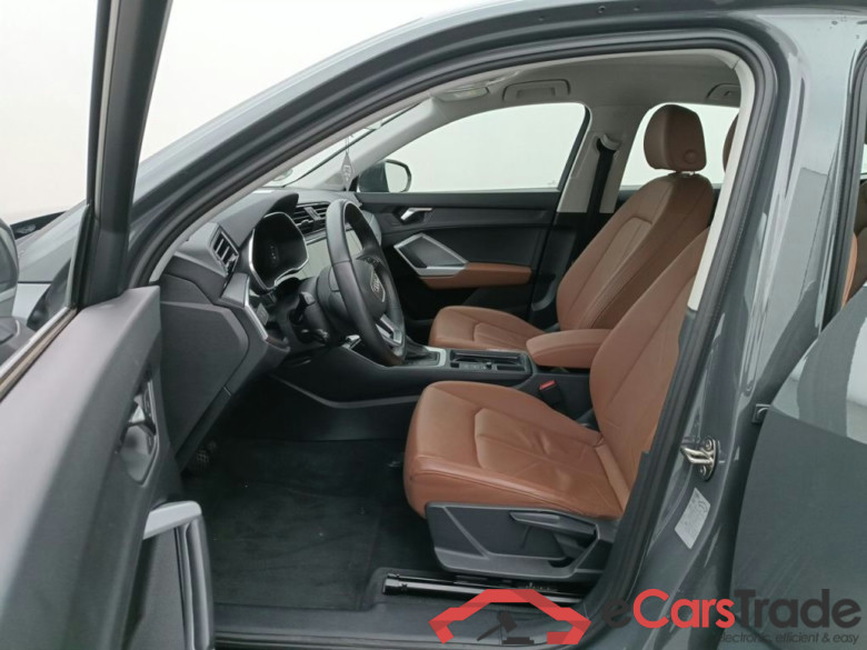 Audi Q3 Sportback 45 TFSI e S tronic 5d #3
