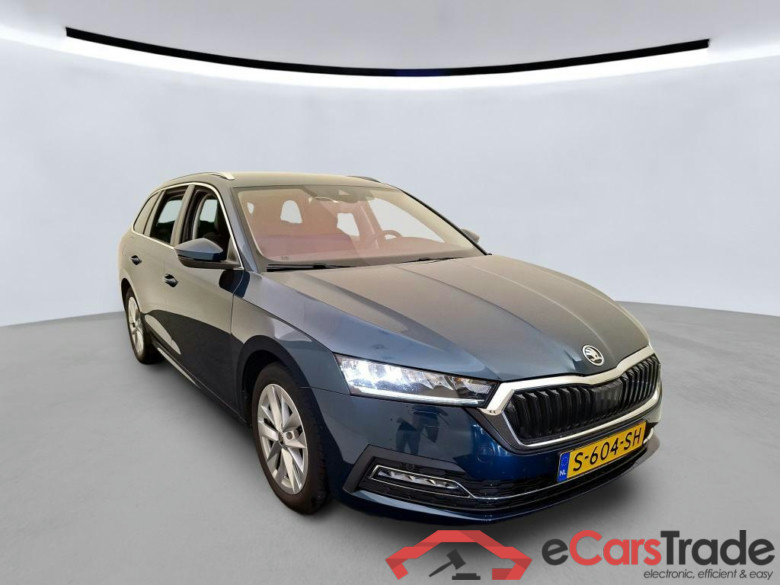 SKODA Octavia Combi 110 kW #4