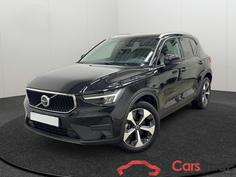 Volvo XC40 Core DCT 2.0 B3 Mild Hybrid