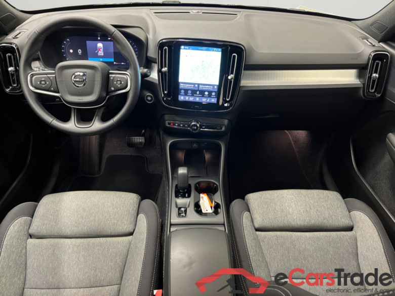 Volvo XC40 Core DCT 2.0 B3 Mild Hybrid #6
