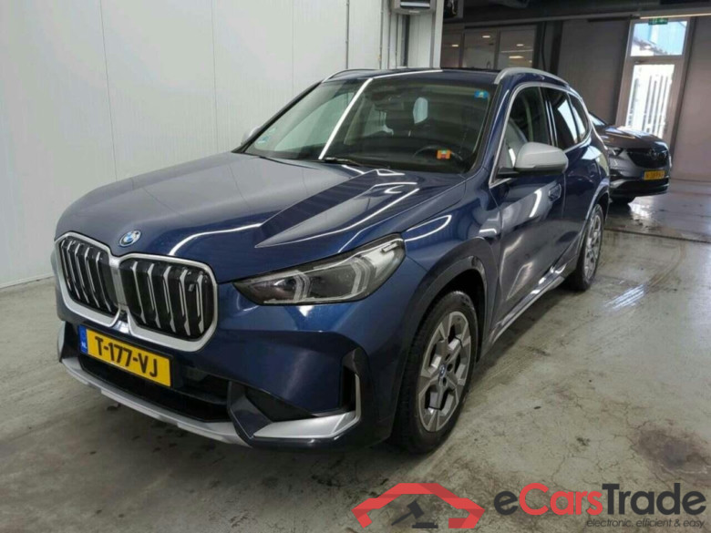 BMW iX1 xDrive30 Launch Ed.