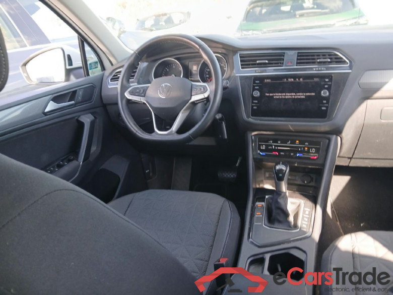VOLKSWAGEN Tiguan / 2020 / 5P / todoterreno Life 2.0 TDI 110kW (150CV) DSG #3
