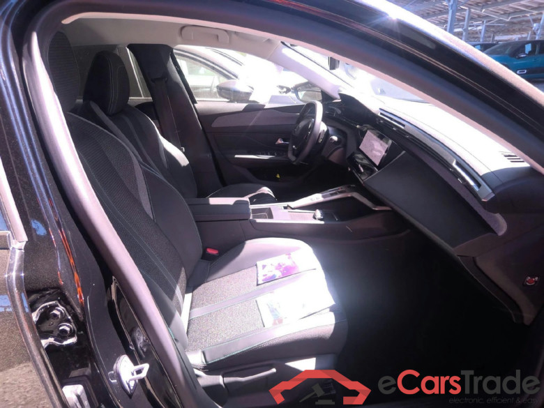 Peugeot 408 Allure Hybrid 136 e-DCS6 #3