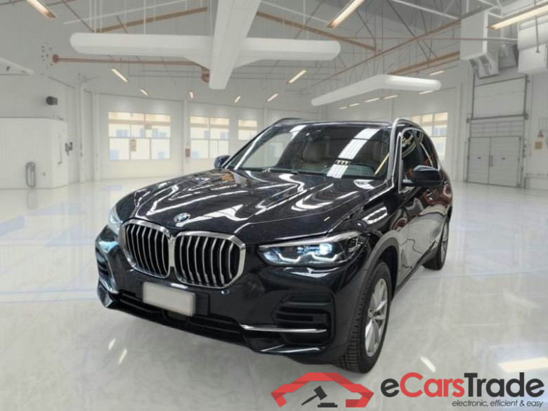 BMW X5 / 2018 / 5P / SUV XDRIVE 30D MH48V BUSINESS AUTOM.