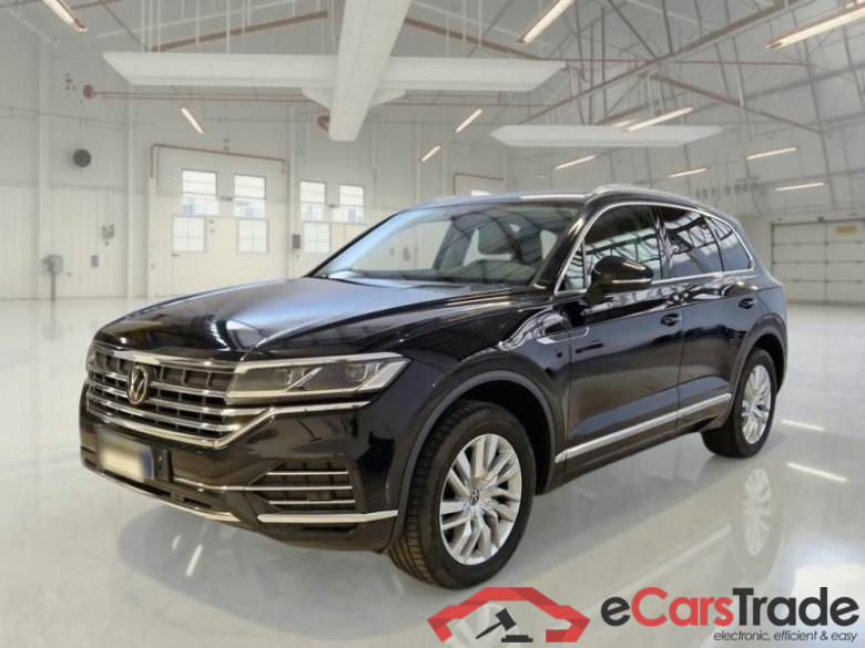 VOLKSWAGEN TOUAREG / 2018 / 5P / SUV 3.0 V6 TDI SCR 170KW ATMOSPHERE