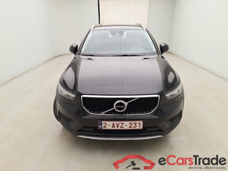 Volvo, XC40 '17, XC40 T2 Momentum Pro #1
