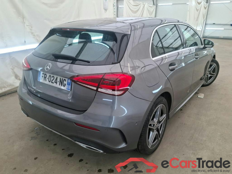 MERCEDES-BENZ Classe A Compact / 2018 / 5P / Berline A 250 e AMG Line 8G-DCT #3