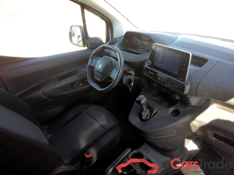 PEUGEOT Partner / 2018 / 3P / furgón derivado de turismo Pro Standard 600kg BlueHDi 73kW #3