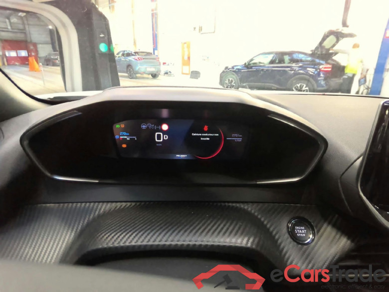 Peugeot 2008 Allure Hybrid 145 ch e-DCS6 #6