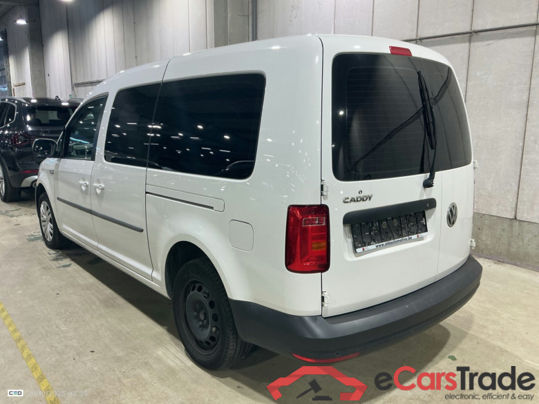 VOLKSWAGEN CADDY MAXI DIESEL - 2015 2.0 TDi SCR Trendline (EU6.2) #3