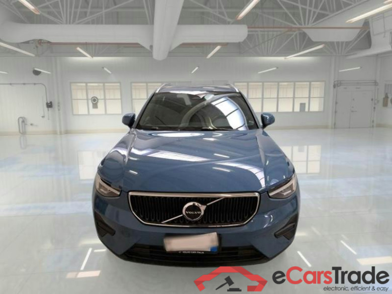VOLVO XC40 / 2021 / 5P / SUV B3 AUTOMATICO CORE #6