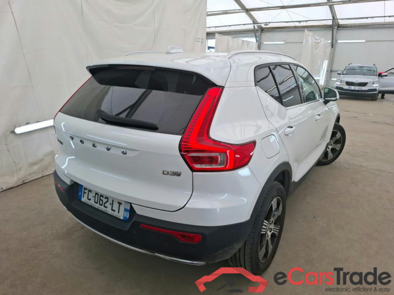 VOLVO XC40 5p SUV D3 AdBlue 150 Geartro 8 Inscription #3